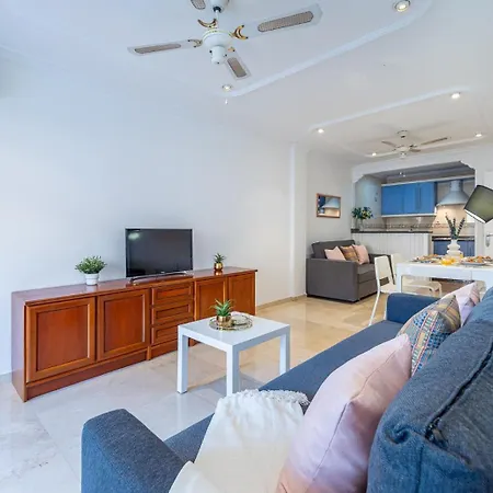 Апартаменти 797 Rentals- Renovado Piso En El Paseo Maritimo