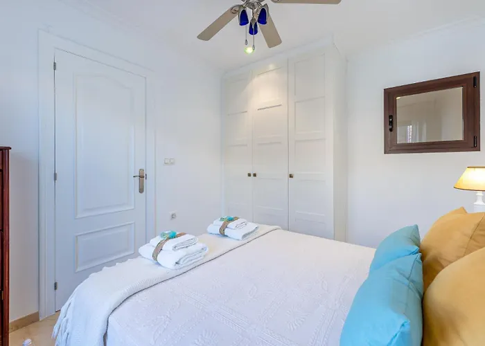 797 Rentals- Renovado Piso En El Paseo Maritimo Apartment Fuengirola