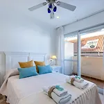 797 Rentals- Renovado Piso En El Paseo Maritimo アパート *